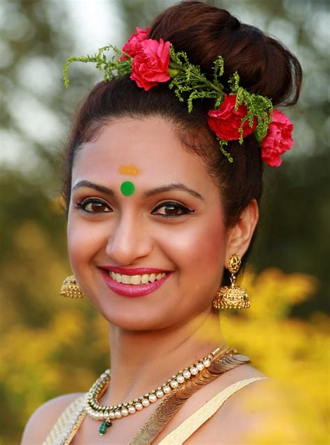 Pin by Gayusha on anu | Indian beauty, Beautiful bollywood actress