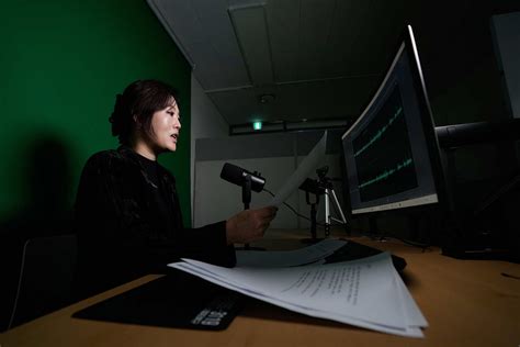 collapse  voa broadcasts leaves north koreans  sharply reduced