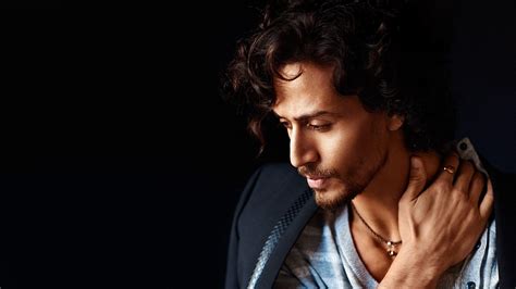 Tiger Shroff HD Wallpapers - Top Free Tiger Shroff HD Backgrounds ...