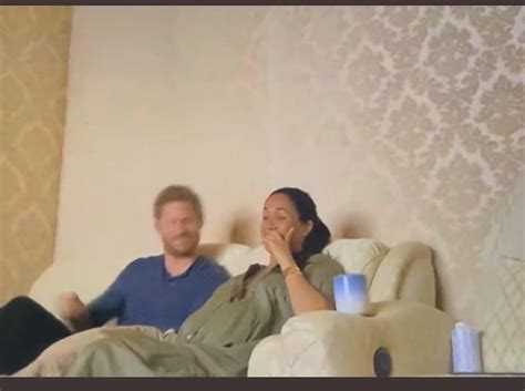 Moonbump made an appearance : r/SaintMeghanMarkle