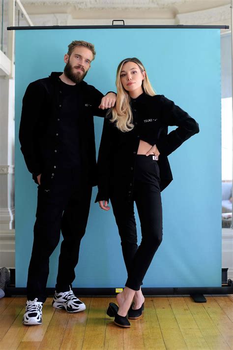 Marzia Kjellberg's feet