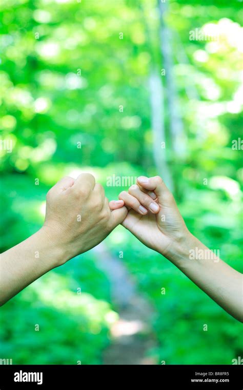 Pinky promise hi-res stock photography and images - Alamy
