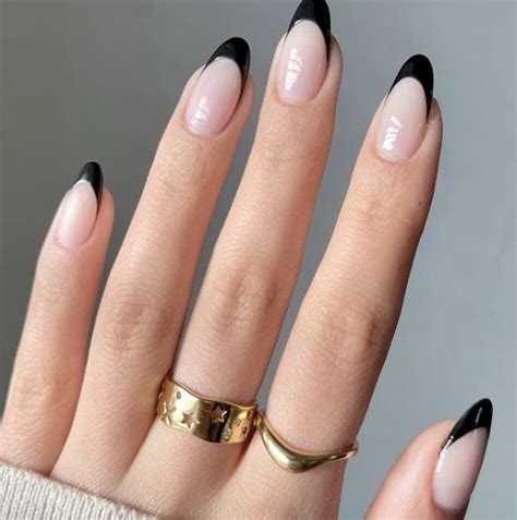 40 Black French Manicure Ideas You Have to See - Your Classy Look