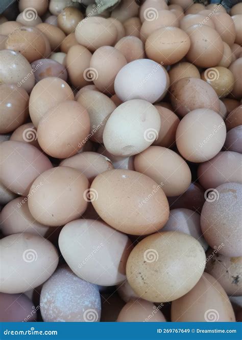 how to clean fresh chicken eggs