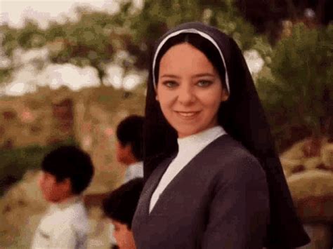 Nun GIF - Nun - Discover & Share GIFs