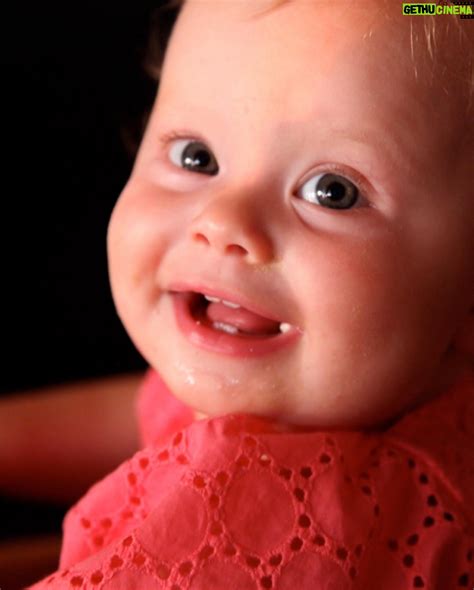 Actress Jaime Bergman HD Instagram Photos and Wallpapers November 2019