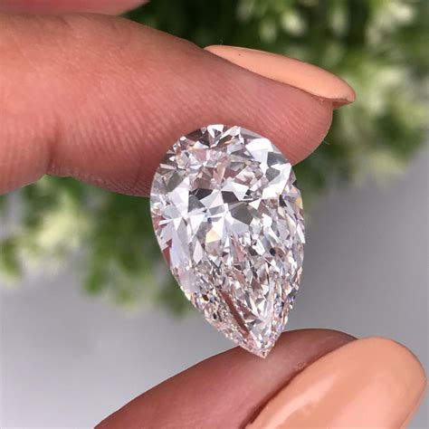 Pear shaped diamond | Pear shaped diamond, Pear shaped, Pear