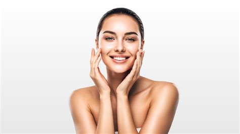 5 Pore-Cleansing Hacks To Get The Smooth Skin You've Always Wanted