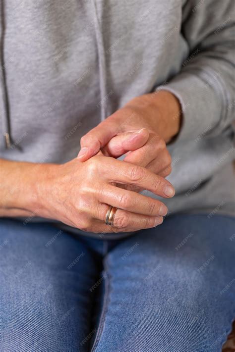 Premium Photo | Senior woman suffering from hand and finger joint pain
