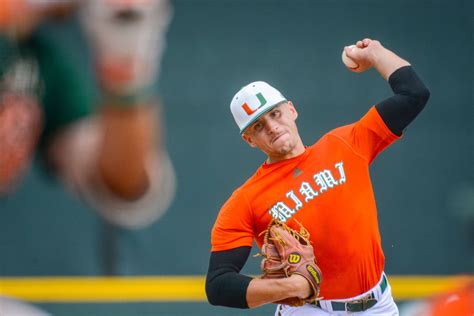 Orange Defeats Green in Annual World Series – University of Miami Athletics