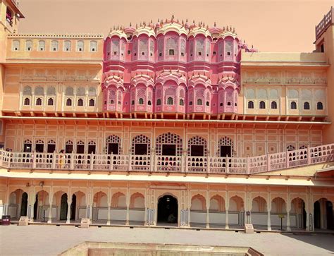 hawa mahal per 10 line 1