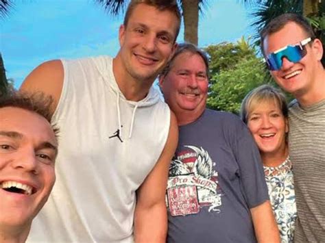 Who are Rob Gronkowski's parents, Gordon Gronkowski and Diane Walters?