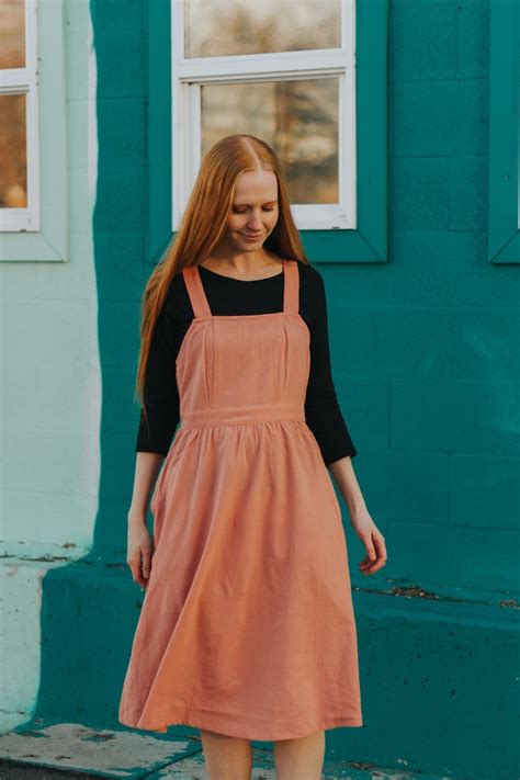 How To Wear Jumper Dresses - KEMBEO