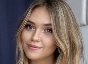 Zart Prickelnd: Age, Career, Net Worth, Family, Height, Bio 2024