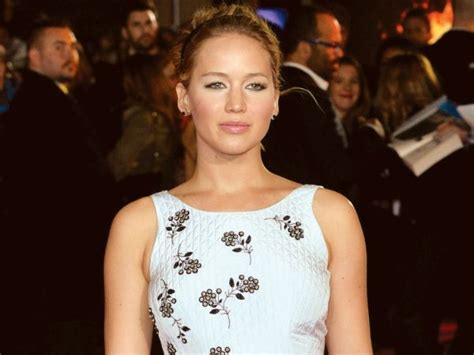 Celeb Extra Phun: The Most Embarrassing Celeb Moments! - qq4w3an