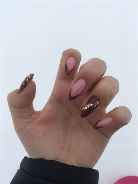Цветной бардовый френч острые ногти | Nails, Beauty