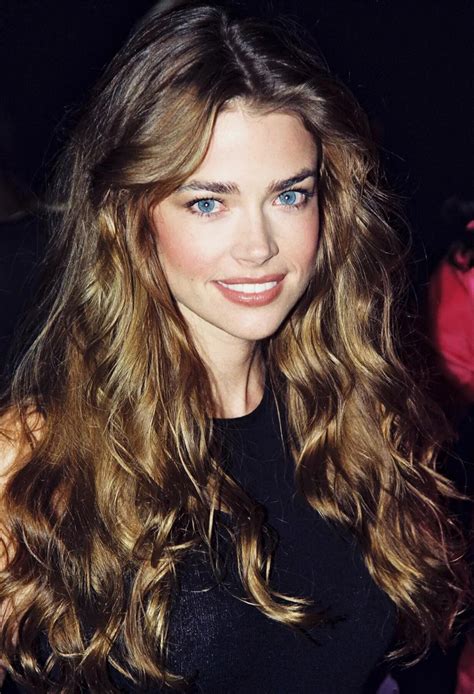 Denise Richards - Sexy