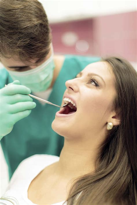[100+] Dentist Pictures | Wallpapers.com