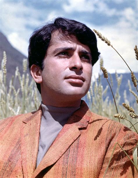shashi kapoor life actor producer movies family awards