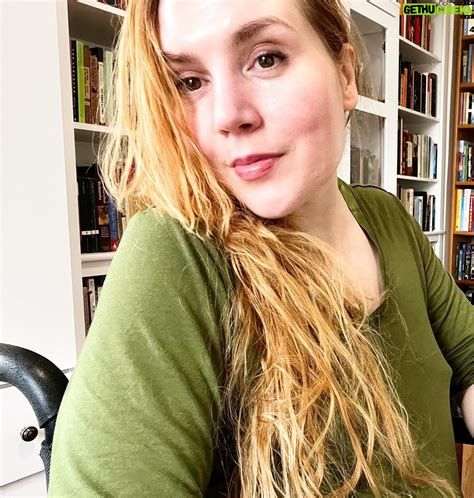 Rachel Miner | Gethu Cinema