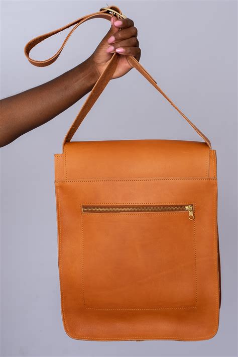KOVA Satchel / Briefcase – Medium – Kova Namibia