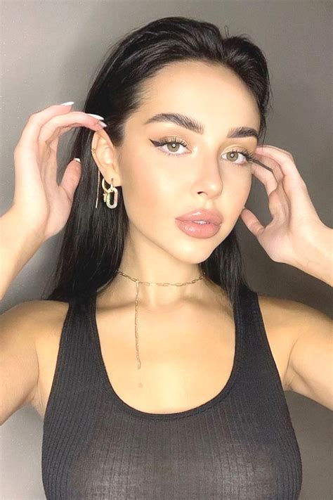 Date Ukrainian Women Tetiana, age 29 with ID: 1349765