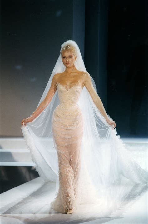 The best couture wedding gowns of all time – Artofit
