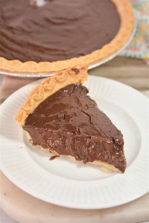 Granny’s Cocoa Cream Pie - CheekyKitchen