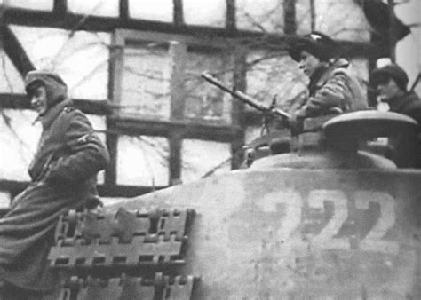 King Tiger 222 - 3/27 Really done this time, I swear | Modelers Social ...
