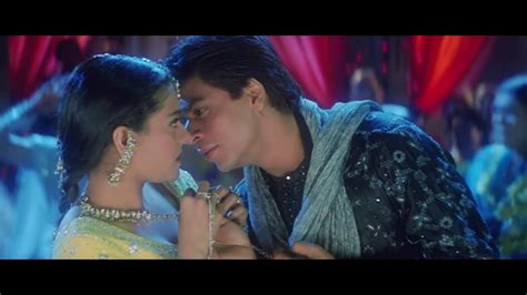 Srk and kajol romantic scene in k3g - YouTube