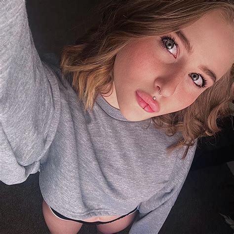 Alice Zxlecya