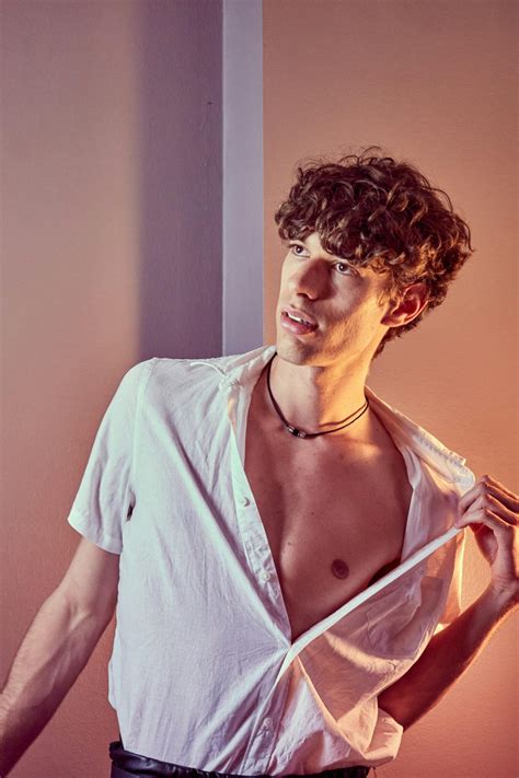 7 Ways to Embrace Vulnerability and Harness Your True Strength - infosphere