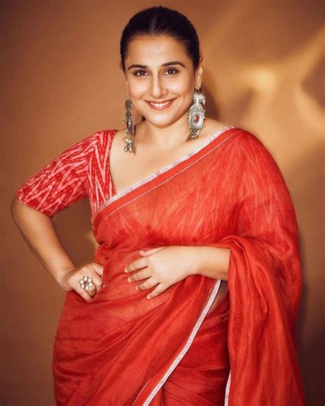 Vidya Balan in a red saree with matching blouse!