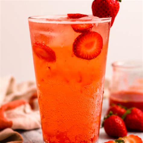 Spectacular Spectacular Strawberry Soda {Only 4 Ingredients!}