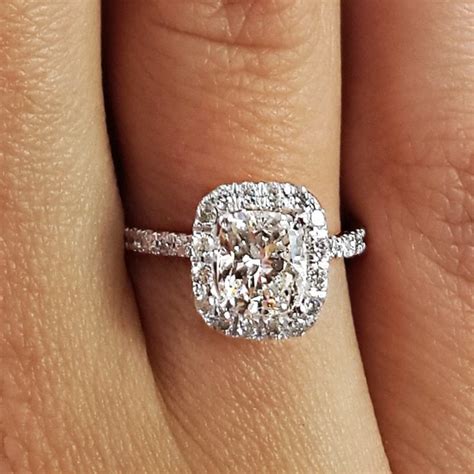 Cushion Cut Diamond Solitaire