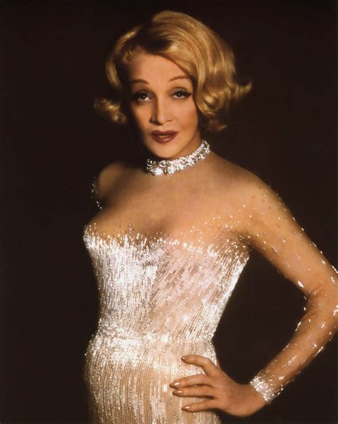 Fabulous Hollywood Memories - Your best source for movie memorabilia