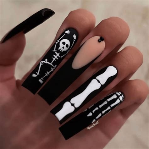 20 Halloween Nail Designs That Make Scary Look Stunning - Social Beauty ...