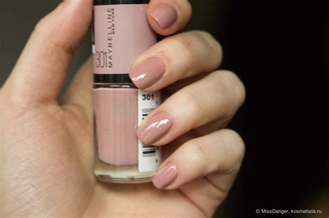 Еще один прекрасный нюд: лак для ногтей «Колорама» Maybelline New York ...