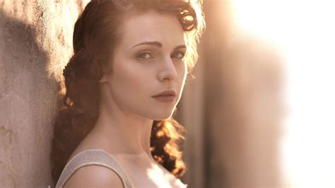 Tamla Kari Nude