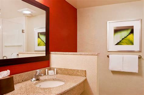 Courtyard by Marriott Syracuse Downtown at Armory Square, Downtown : Ein Tag im Hotel - Dayuse.de