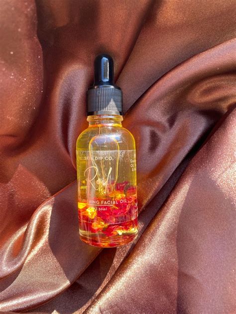 Roil a nourishing facial oil 🌹 in 2023 | Body oil, Oils, Facial oil