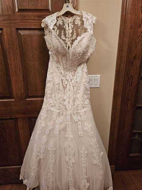 Venus Bridal New Wedding Dress Save 57% - Stillwhite