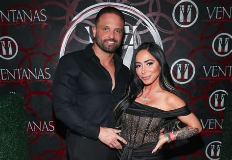 'jersey shore' star angelina pivarnick engaged to 'vinny 2.0' after proposal shocks cast