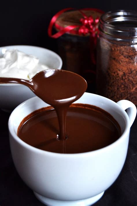 Rich hot chocolate [2887x4330] : r/FoodPorn