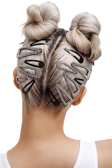 5 Must-Have Hair Accessories For Every Occasion