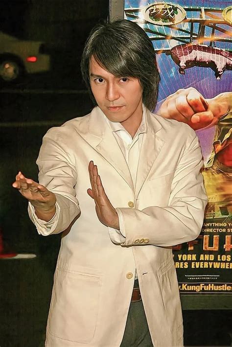profil stephen chow aktor china legendaris  dijuluki raja komedi