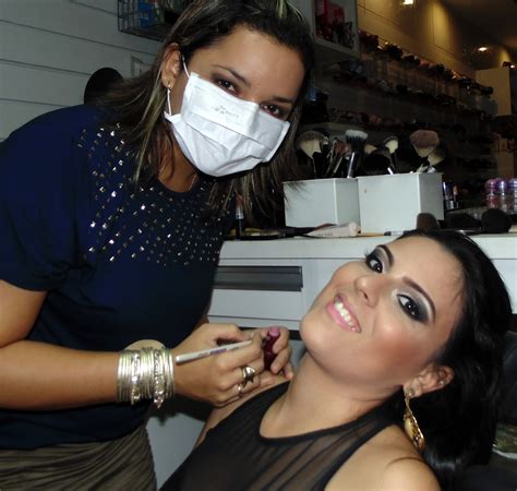 Sabrina lorena: LOOK E MAKE: LORENINHA RIBEIRO!!!