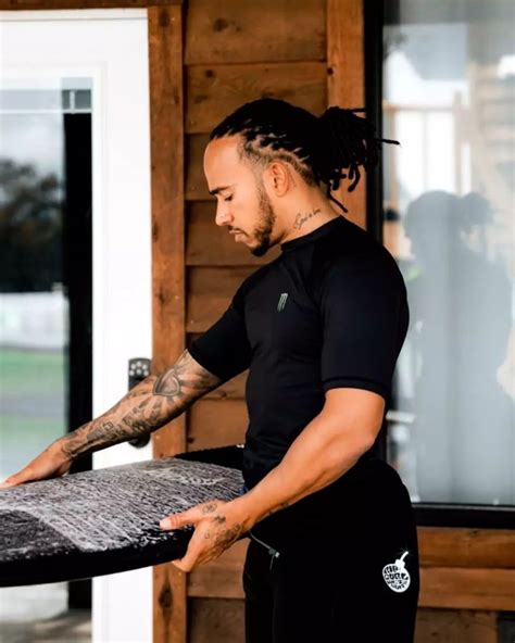 𝐓𝐞𝐚𝐦 𝐋𝐡 𝐋𝐞𝐛𝐚𝐧𝐨𝐧’s Instagram profile post: “🖤🌊 @lewishamilton . . 📸 ...