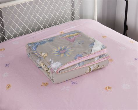 Постельное белье с одеялом - купить в интернет магазине