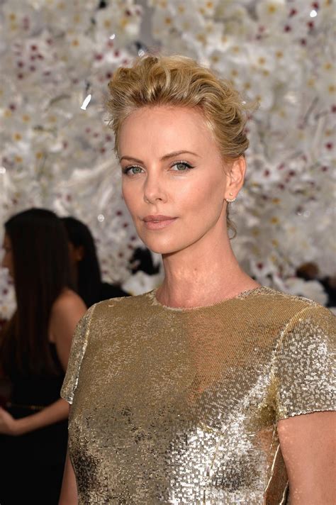 Charlize Theron - Christian Dior Fashion Show During Paris Fashion Week